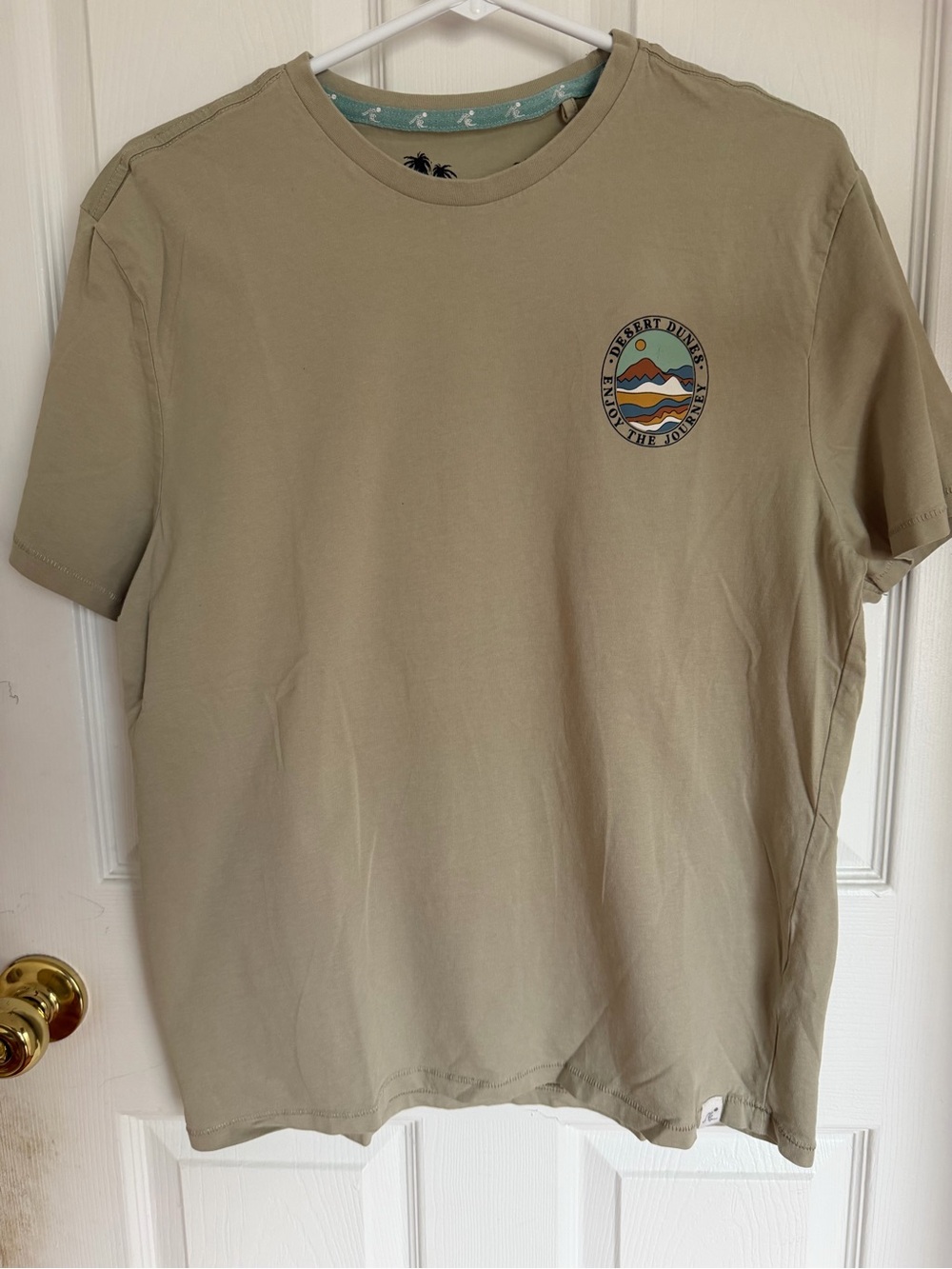 Men's Short Sleeve Desert Graphic Tee - Tan